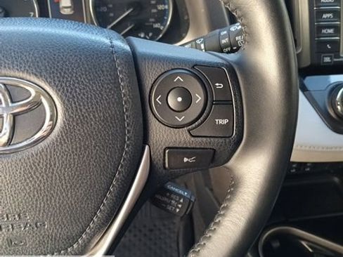 Used 2018 Toyota RAV4 Limited w/ Advanced Technology Package AWD/4WD image 32