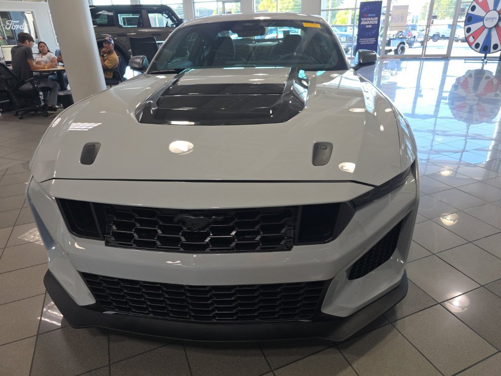 Used 2026 Ford Mustang Dark Horse SC RWD image 6