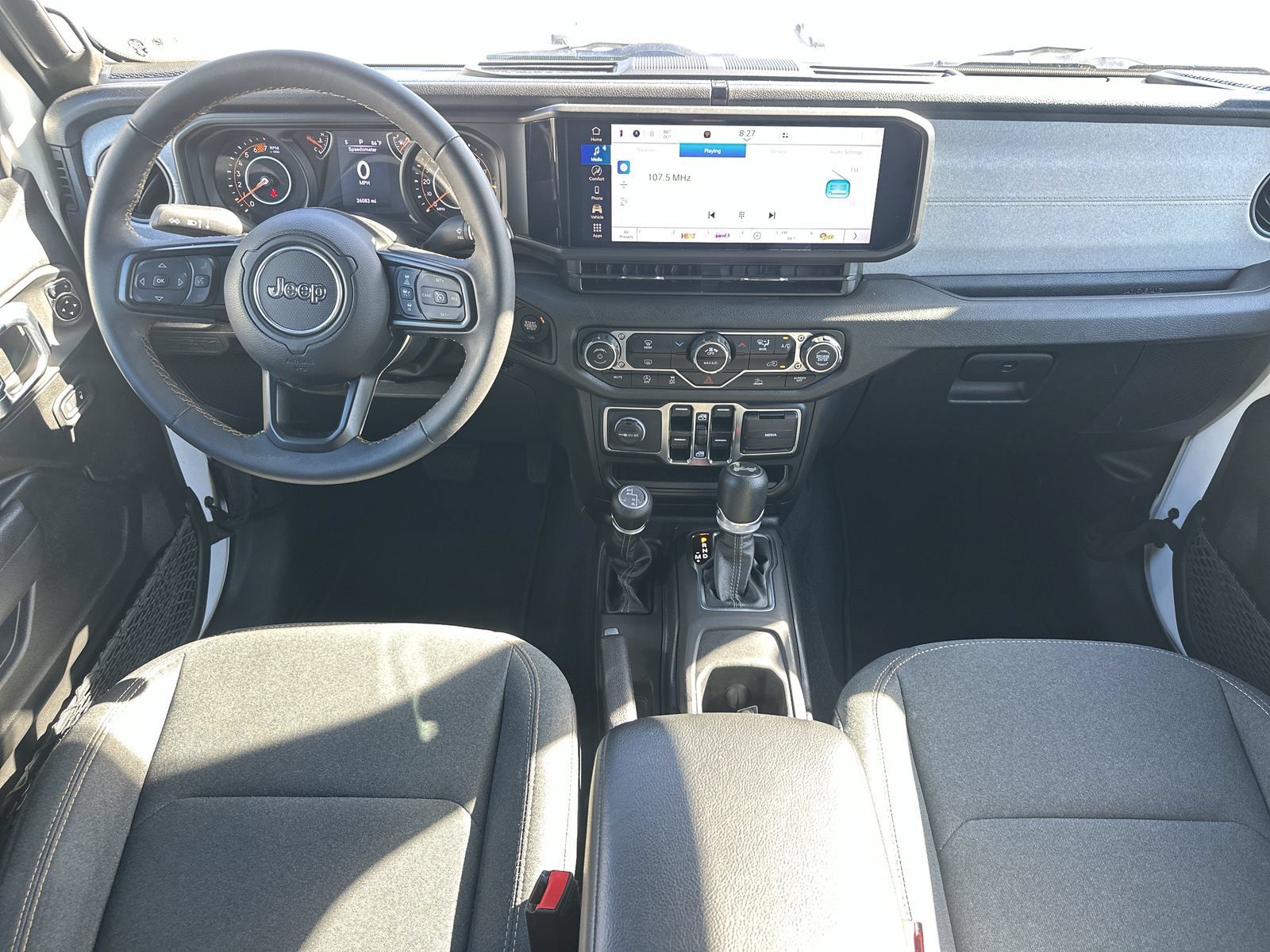 Used 2024 Jeep Wrangler Unlimited Sport AWD/4WD image 18