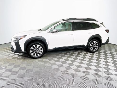 Certified 2025 Subaru Outback Touring image 4