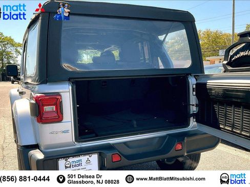 Used 2024 Jeep Wrangler Unlimited Sahara image 37