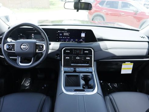 Certified 2026 Nissan Armada SV RWD image 23