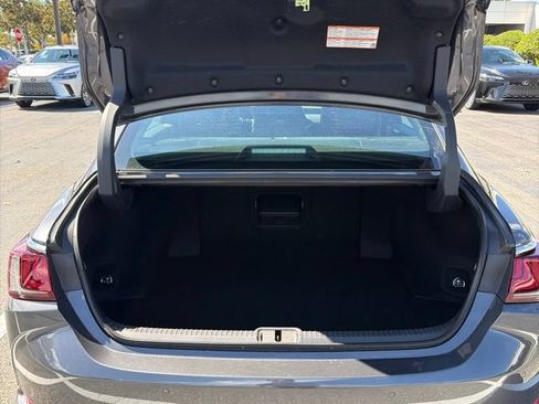 Used 2025 Lexus ES 350 w/ Premium Package FWD image 12