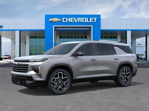 New 2026 Chevrolet Traverse High Country w/ LPO, Floor Liner Package image 2