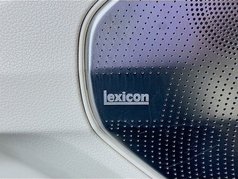 Used 2017 Genesis G90 5.0 Ultimate image 24