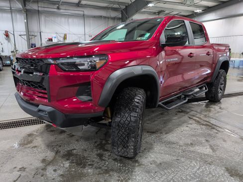 Used 2024 Chevrolet Colorado ZR2 image 6