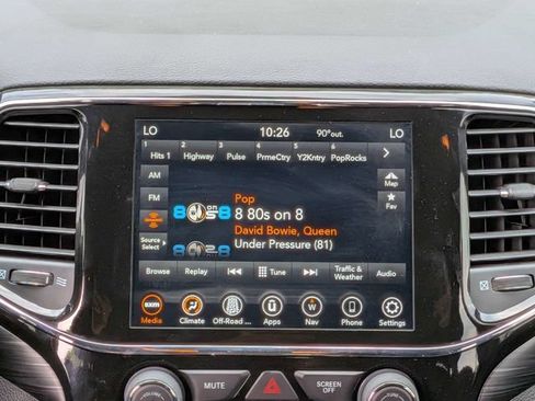 Used 2020 Jeep Grand Cherokee Laredo w/ 18" Wheel & 8.4" Radio Group AWD/4WD image 20