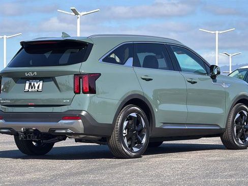 New 2026 Kia Sorento EX image 8