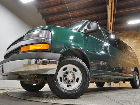 Used 2014 Chevrolet Express 3500 LT w/ LT Preferred Equipment Group image 3