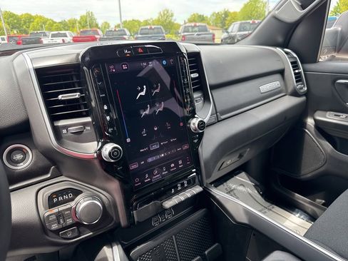 New 2026 RAM 1500 4x4 Crew Cab image 21
