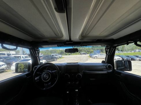 Used 2013 Jeep Wrangler Unlimited Sport AWD/4WD image 12