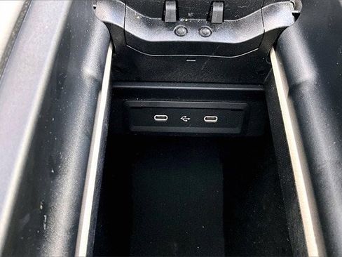 Certified 2025 Mercedes-Benz GLA 250 4MATIC image 19