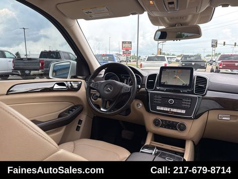 Used 2018 Mercedes-Benz GLS 450 4MATIC image 90