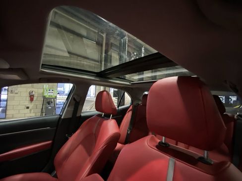 Used 2023 Toyota Camry XSE image 15