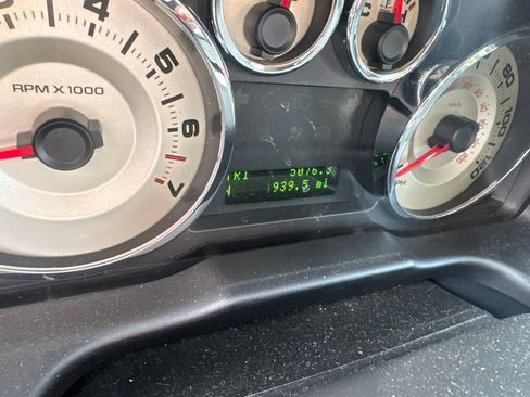 Used 2010 Ford Edge SEL FWD image 23