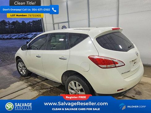 Used 2014 Nissan Murano S image 3