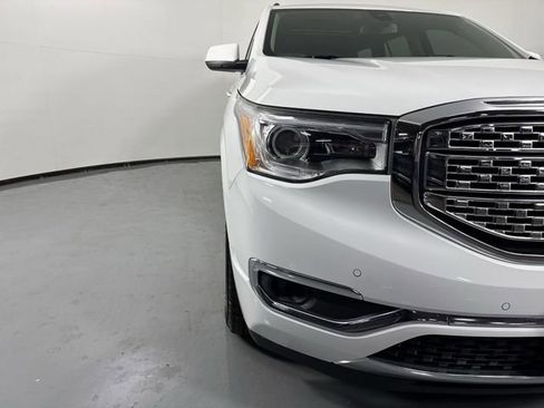 Used 2019 GMC Acadia Denali image 28
