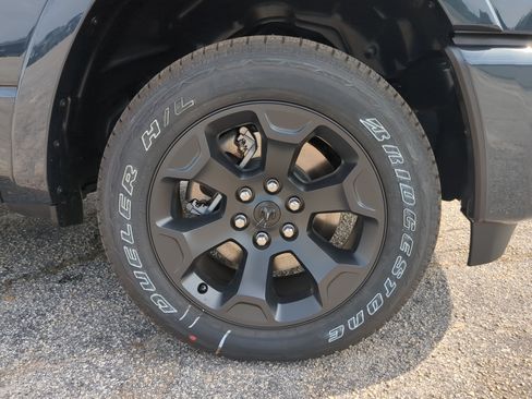 New 2026 RAM 1500 Big Horn AWD/4WD image 10