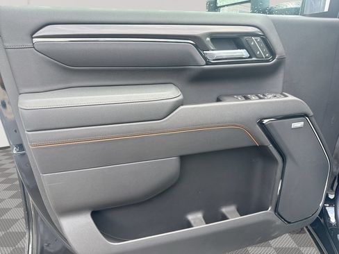 New 2026 GMC Sierra 3500 AT4 w/ AT4 Premium Plus Package AWD/4WD image 23