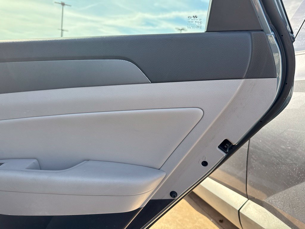 Used 2016 Hyundai Sonata SE FWD image 29