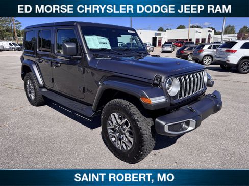 New 2025 Jeep Wrangler Sahara AWD/4WD image 4