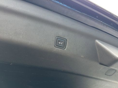 Certified 2021 Chevrolet Tahoe High Country w/ Premium Package image 30