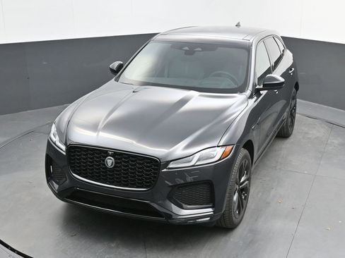 New 2026 Jaguar F-PACE R-Dynamic S image 40