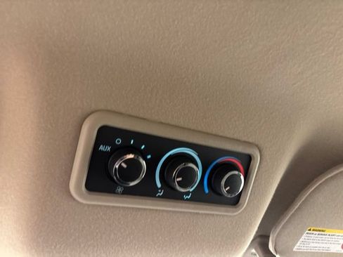 Used 2025 Chevrolet Express 2500 LT w/ LT Preferred Equipment Group RWD image 19