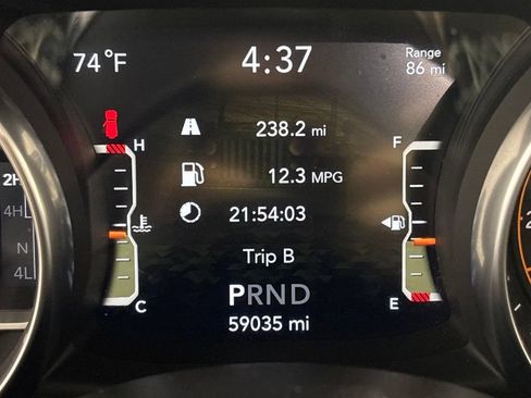 Used 2020 Jeep Wrangler Unlimited Sahara w/ Dual Top Group AWD/4WD image 19
