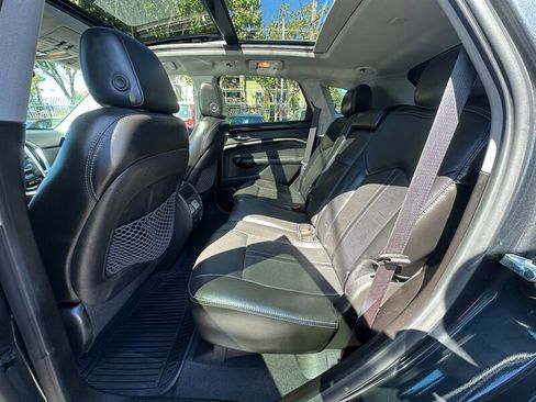 Used 2015 Cadillac SRX Luxury w/ Driver Awareness Package AWD/4WD image 18