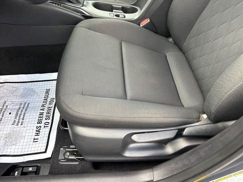 Used 2026 Toyota Corolla LE FWD image 23
