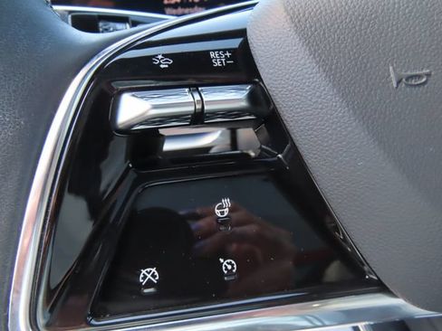 Certified 2024 Cadillac Lyriq Luxury RWD image 16