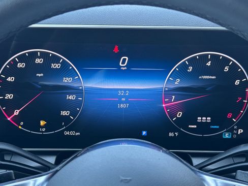 Certified 2025 Mercedes-Benz GLC 300 image 32