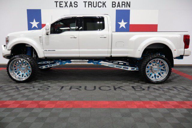 Used 2022 Ford F450 Platinum w/ FX4 Off-Road Package AWD/4WD image 1