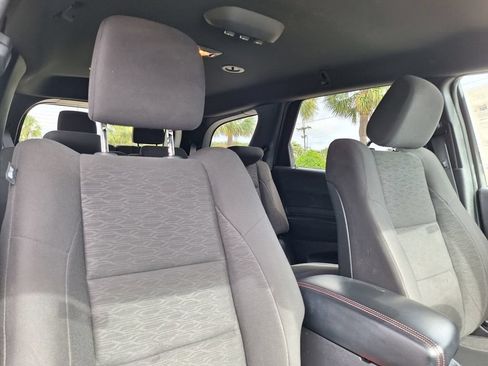 Used 2023 Dodge Durango GT RWD image 25