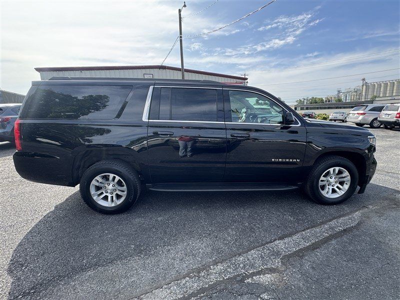 Used 2018 Chevrolet Suburban LS w/ Skid Plate Package AWD/4WD image 1
