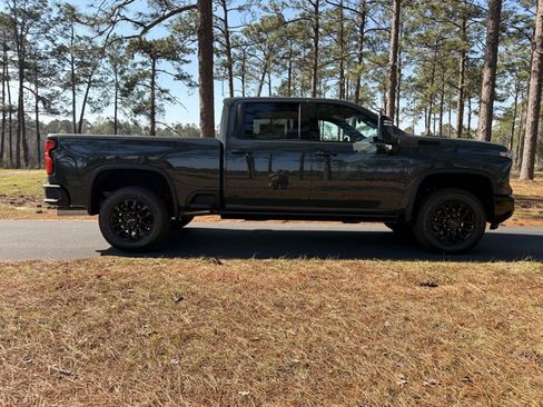 New 2026 Chevrolet Silverado 2500 LTZ w/ LTZ Plus Package image 8