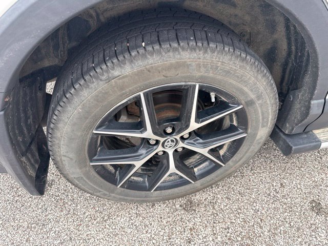 Used 2016 Toyota RAV4 SE AWD/4WD image 10