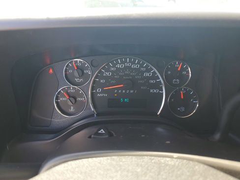 New 2026 Chevrolet Express 2500 w/ Driver Convenience Package image 28