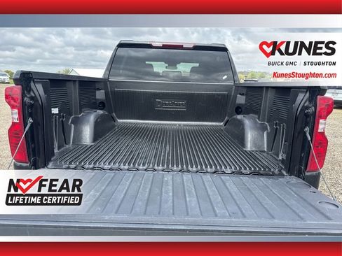 Used 2025 Chevrolet Silverado 1500 LT AWD/4WD image 15