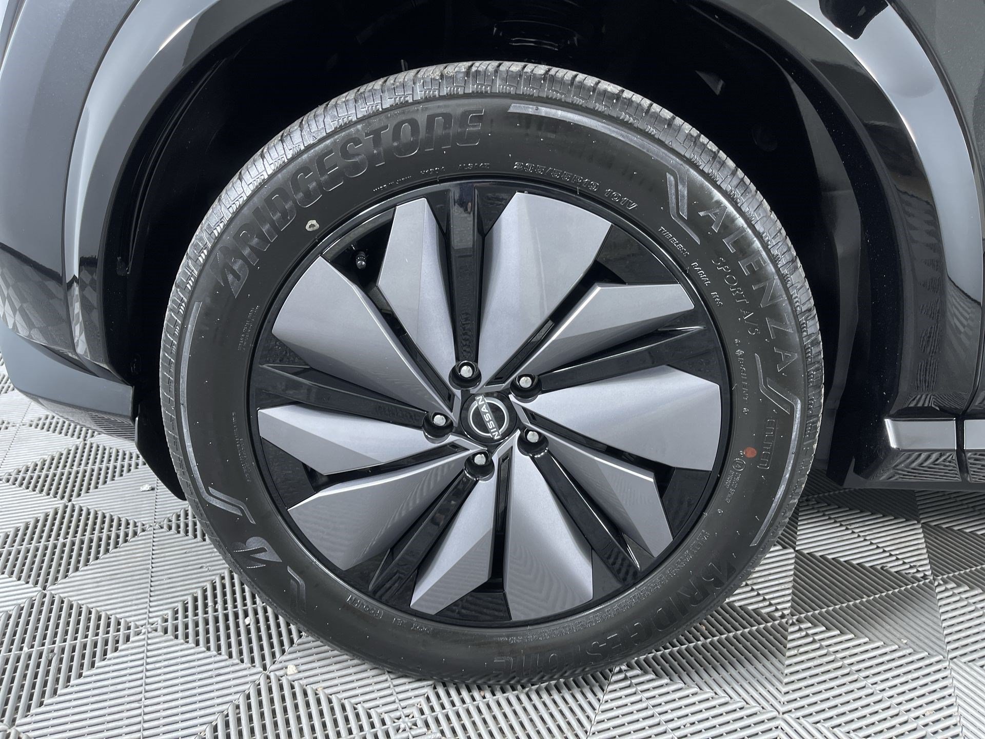 Certified 2024 Nissan Ariya AWD image 26