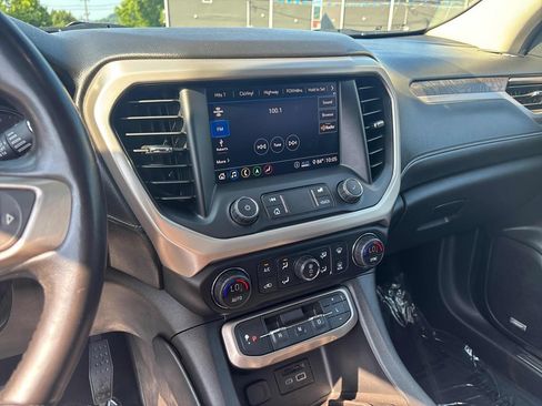 Used 2020 GMC Acadia Denali AWD/4WD image 16