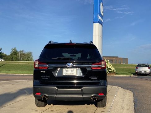 Used 2022 Subaru Ascent Limited AWD/4WD image 11