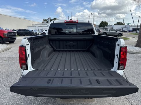 Certified 2024 Chevrolet Colorado Trail Boss w/ LPO, Dark Essentials Package AWD/4WD image 11