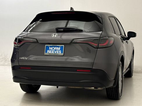 Certified 2025 Honda HR-V LX image 9