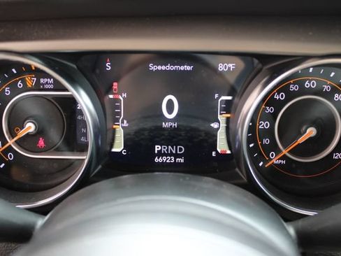 Used 2020 Jeep Gladiator Sport w/ Quick Order Package 24S AWD/4WD image 15