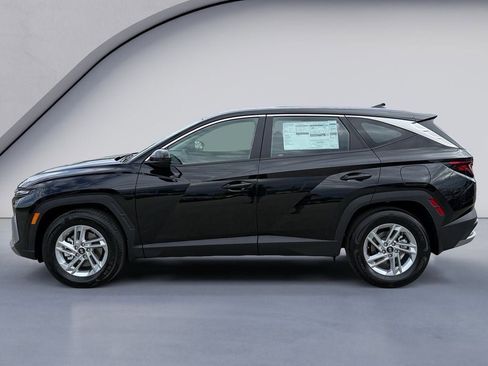 New 2026 Hyundai Tucson SE image 2