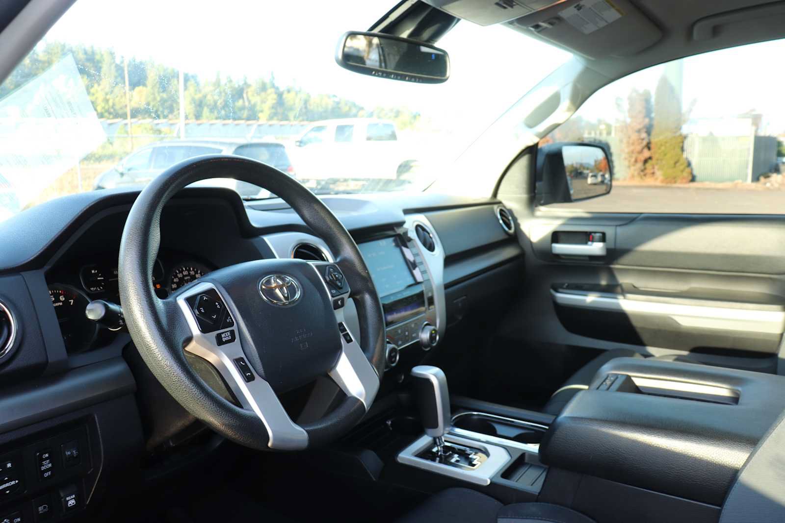 Used 2020 Toyota Tundra SR5 w/ TRD Off-Road Package AWD/4WD image 10