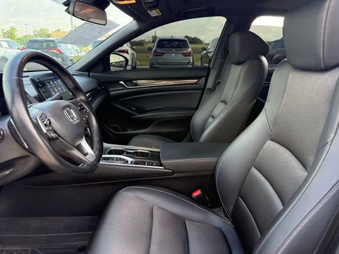 Used 2022 Honda Accord Sport image 9