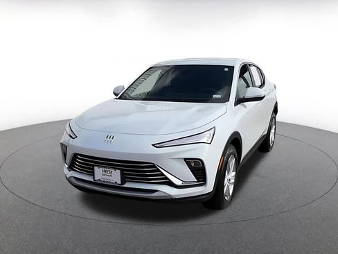 Used 2025 Buick Envista Preferred image 7